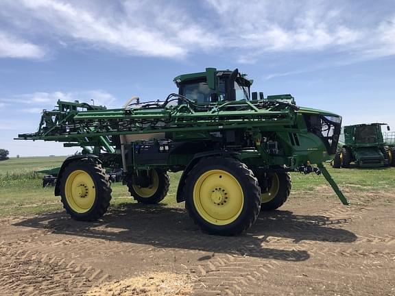 Main image John Deere 410R 10