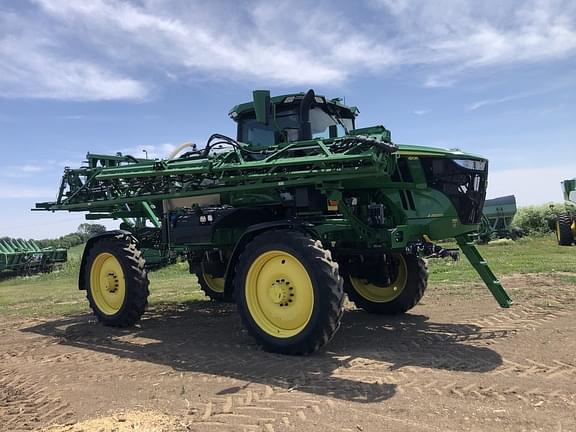 Main image John Deere 410R 11
