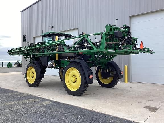 Image of John Deere 410R equipment image 2
