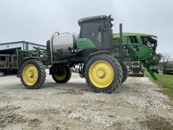 Image of John Deere 410R equipment image 3