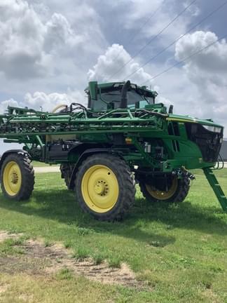 Image of John Deere 410R equipment image 1
