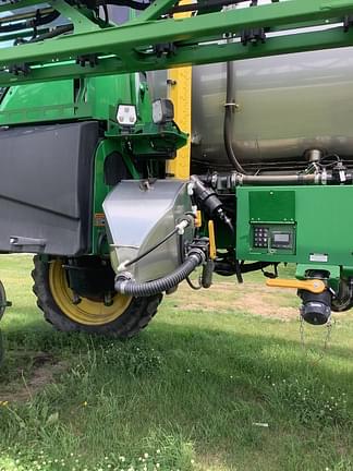 Image of John Deere 410R equipment image 4