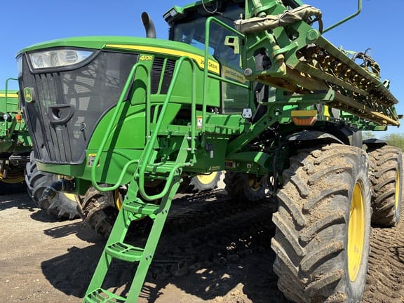2022 John Deere 410R Equipment Image0