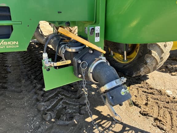 Image of John Deere 410R equipment image 2