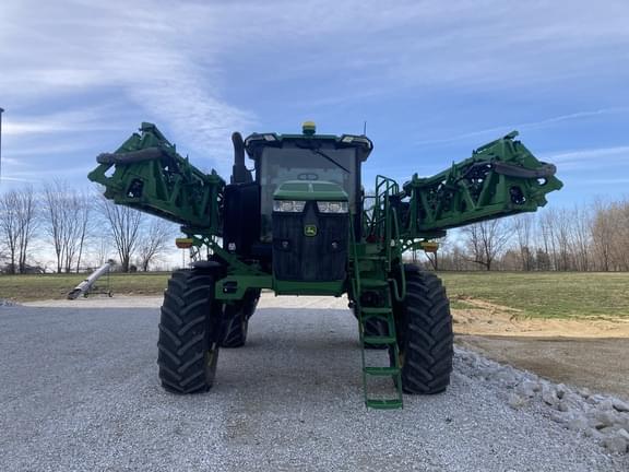 Image of John Deere 410R equipment image 1