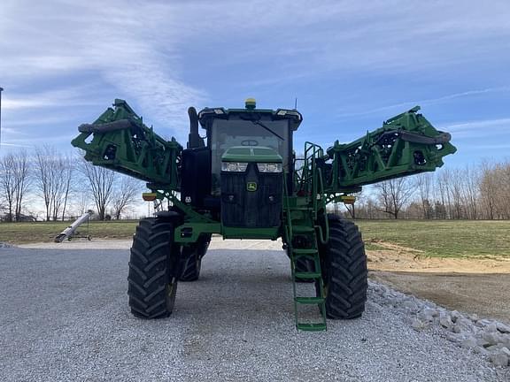 Image of John Deere 410R equipment image 1