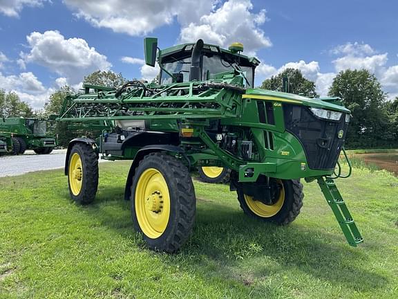 Image of John Deere 410R Primary image