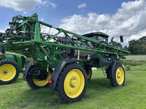 Image of John Deere 410R equipment image 4