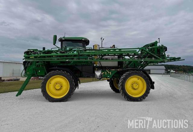 Image of John Deere 410R equipment image 1