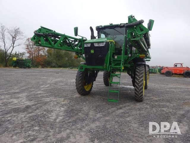 Image of John Deere 410R equipment image 3