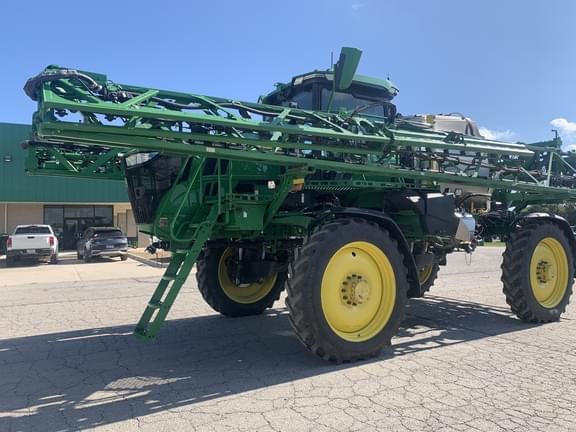 Image of John Deere 412R Primary image