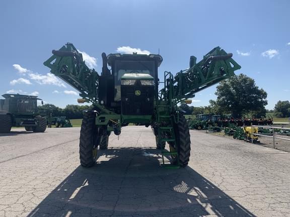 Image of John Deere 412R equipment image 3