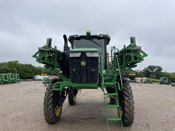 Image of John Deere 412R equipment image 1