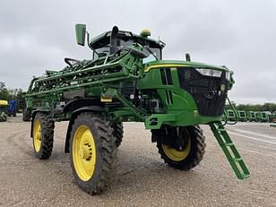 Main image John Deere 412R 3