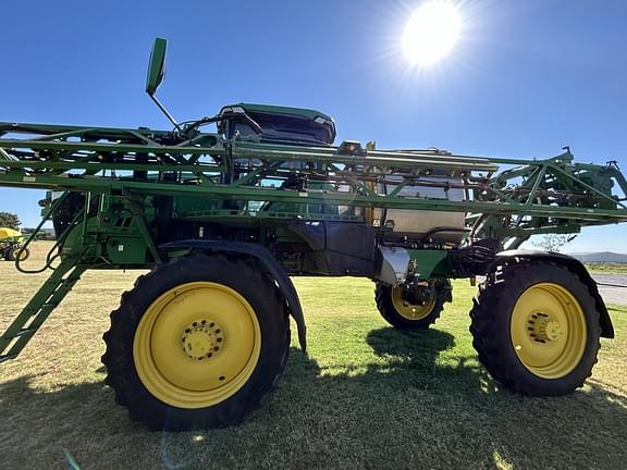 Image of John Deere 412R equipment image 1