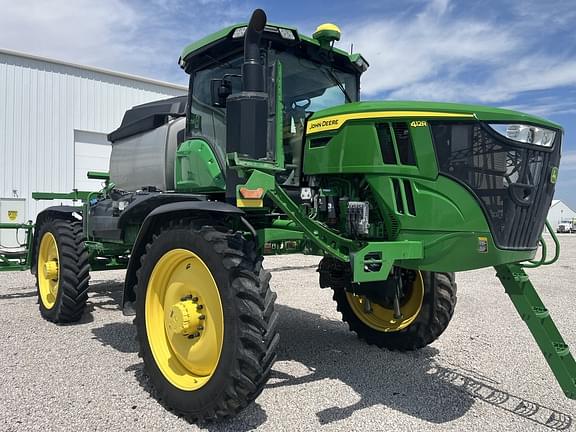 Image of John Deere 412R equipment image 2