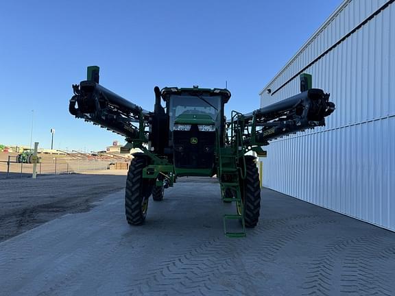 Image of John Deere 412R equipment image 3