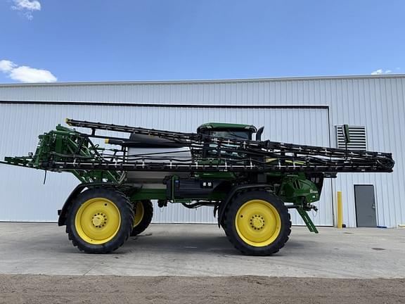 Image of John Deere 412R Primary image