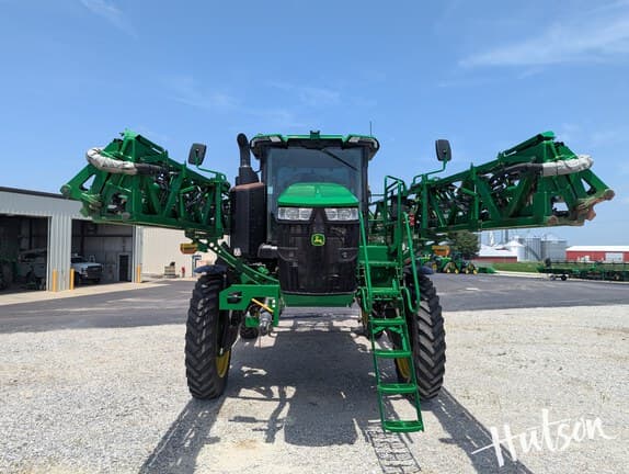 Image of John Deere 412R equipment image 3
