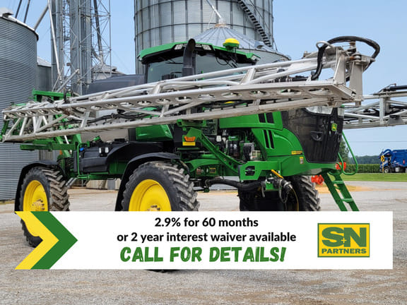 Main image John Deere 412R