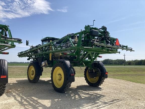 Image of John Deere 412R equipment image 2