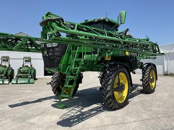 Main image John Deere 412R