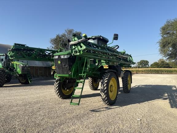 Image of John Deere 412R Primary image