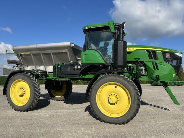 Image of John Deere 412R equipment image 1
