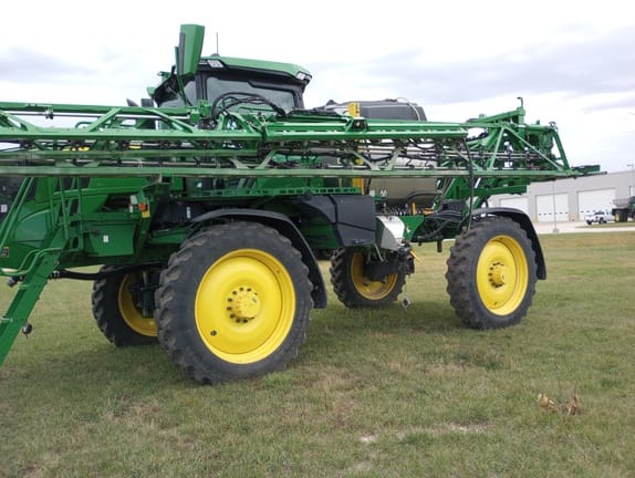 Main image John Deere 412R