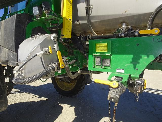 Image of John Deere 412R equipment image 1