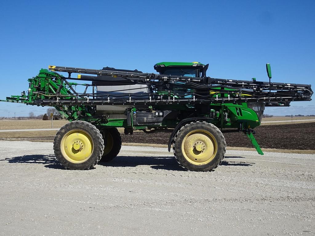 Image of John Deere 412R Primary image