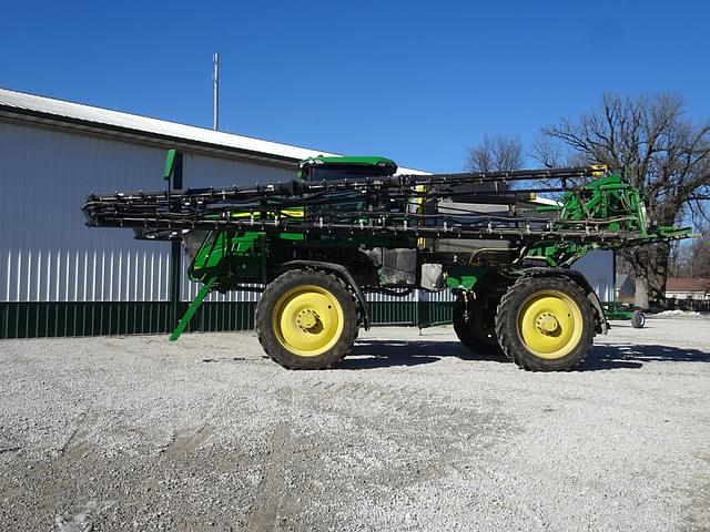 Image of John Deere 412R equipment image 2