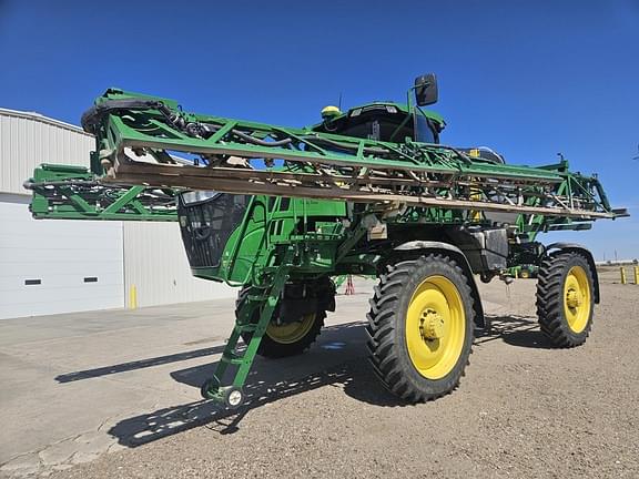 Image of John Deere 412R equipment image 1