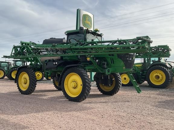 Image of John Deere 412R equipment image 2