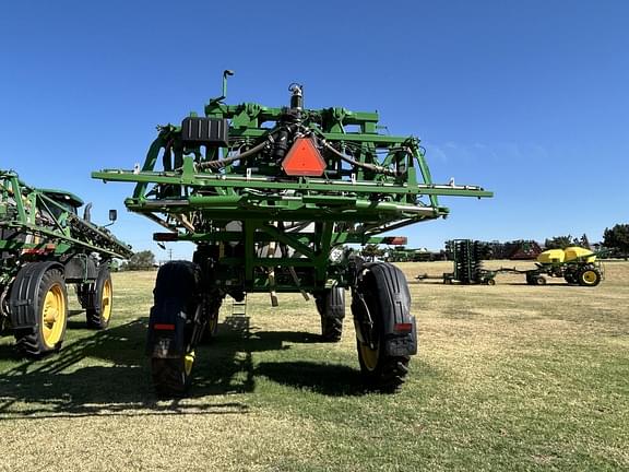 Image of John Deere 412R equipment image 4