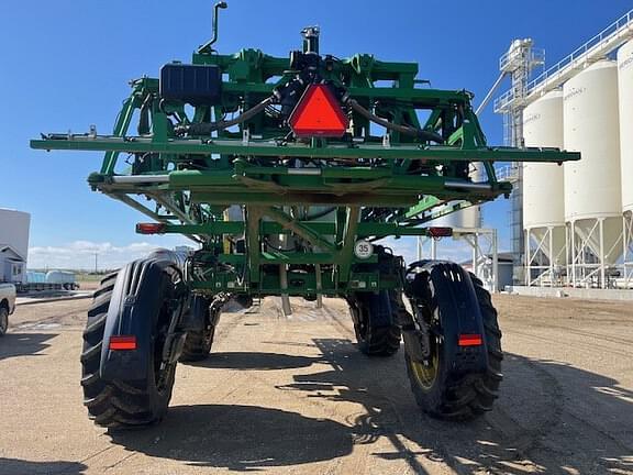 Image of John Deere 412R equipment image 3