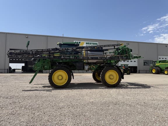 Image of John Deere 412R equipment image 1