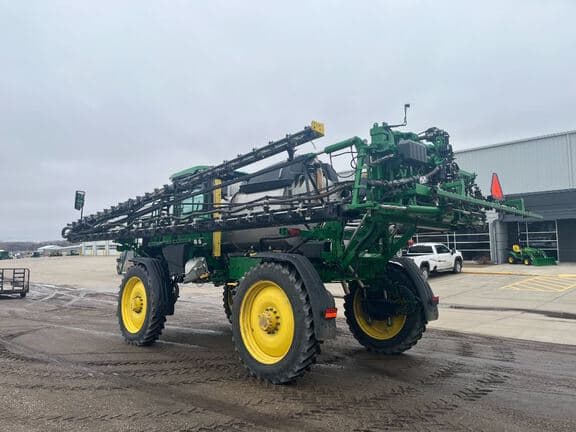 Image of John Deere 412R equipment image 2