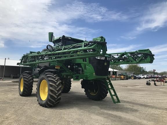 Image of John Deere 412R Primary image