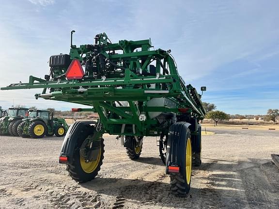 Image of John Deere 412R equipment image 3