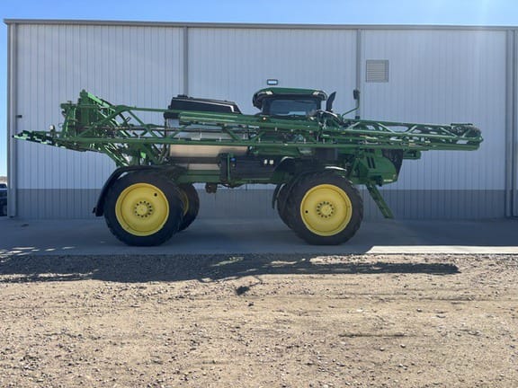 Main image John Deere 412R