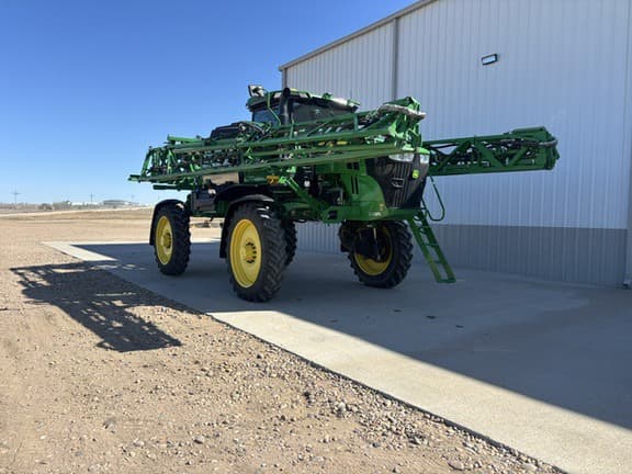 Image of John Deere 412R equipment image 1