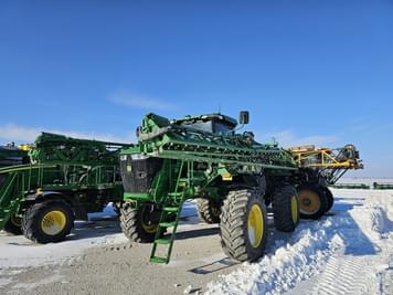 Main image John Deere 412R