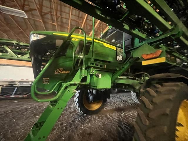 Image of John Deere 412R equipment image 2