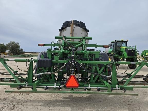 Image of John Deere 412R equipment image 3