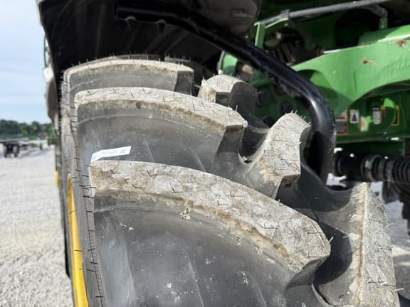 Image of John Deere Undetermined equipment image 1
