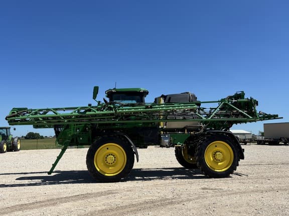 Image of John Deere 412R equipment image 1