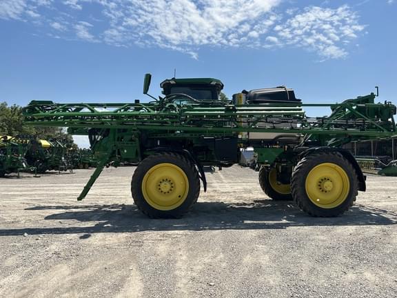 Image of John Deere 412R equipment image 3