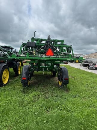 Image of John Deere 412R equipment image 3