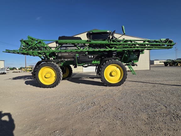 Image of John Deere 412R Primary image